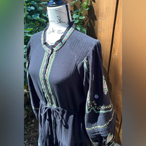 Secret Mission Felicia Maxi Dress Black with Paisley Embroidery Size M NWT - Picture 3 of 10